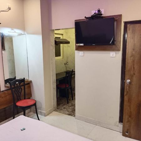 Hotel Greenland Luxury 푸리 외부 사진