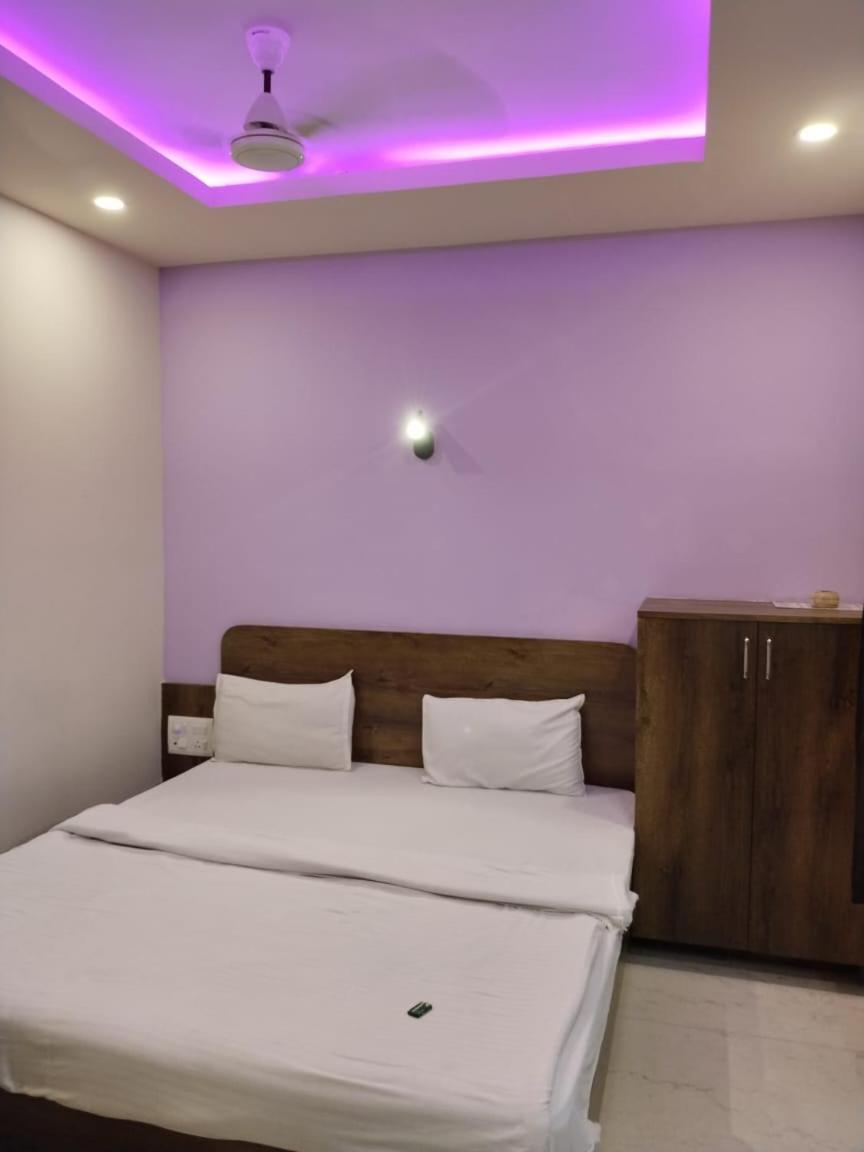 Hotel Greenland Luxury 푸리 외부 사진